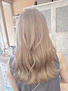 モアムー(Moremuu) ミルクティーカラー