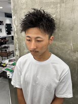 キング 楠葉店(K!ng)&nbsp;波巻きツイストスパイラルパーマ/フェザーパーマ/眉毛/メンズ