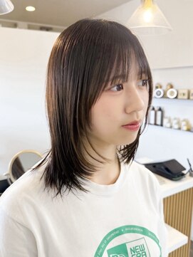 ミルヘアデザイン(mil hair design) 韓国風 前髪カット 艶髪 くびれ巻き サイドバング
