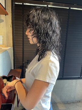 メゾンアミリ(Maison AmiLi) デザインカラー/オリーブベージュ/ウエットヘア【千葉／パーマ】