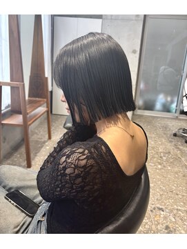 ベンティ(venti) 【VENTI 子安】切りっぱなしボブ×地毛風カラー