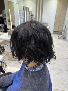 ケンジ 平塚 アネッタ(KENJE annetta) スパイラルパーマ