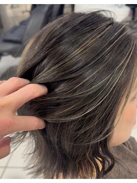 エミュ 表参道 青山(emu) 明日空きあり！大人カジュアルなハイライト　白髪染めOK