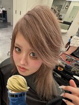 ベレーザ 渋谷(BELEZA)&nbsp;1805ハイレイヤーウルフミディアムハッシュカットミルクティー
