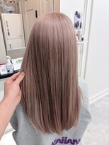 ファルベ(Farbe)&nbsp;ツヤ感たっぷり！ピンクベージュ