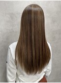 黒髪クラゲヘアーオリーブグレー小顔ココアベージュ