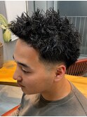 スパイキーショート　フェード　仏陀パーマ　ツイスパ