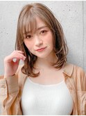 ツートンカラーサイドバングナチュラルカールエアリーカール