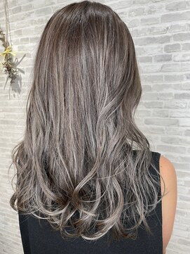 美容室 ハルミ ヘア リゾート 川口店(Harumi Hair Resort) 艶ハイライト【皆川】