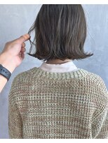 キチ(kichi.)&nbsp;[kichi.] 外ハネボブ×オリーブグレージュ