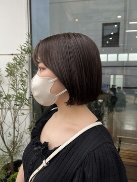 マザー(MOTHER) グレージュ×ボブ