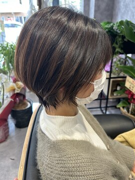 ダリア(DAHLIA) 似合わせカット30代40代50代デザインカラー