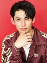 オーシャントーキョー(OCEAN TOKYO) 韓国ヘアカルマパーマコンマバングセンターパート黒髪ウルフ