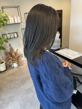 メデル(mederu) ブリーチなしカラーグレーカラーレイヤーカット20代30代40代
