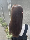 オリーブベージュ