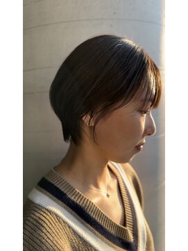 サーカス(circus) ショート/ショートボブ/耳かけショート/透明感カラー