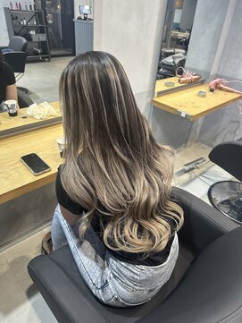 エイト 横浜店(EIGHT) 【シャドウルーツ】