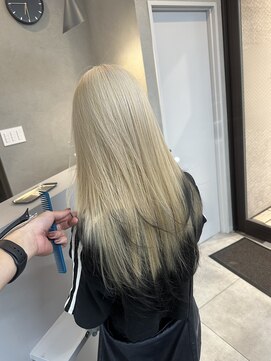 ジゼル 小倉(GiseL) 抜きっぱなしブロンド/エンドカラー/ケアブリーチ