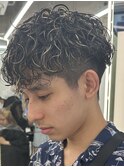 スペインカール/コントラストハイライト/刈り上げショート