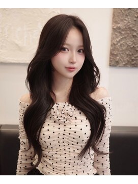 ジュノヘアージャパン 表参道(JUNO HAIR JAPAN) 韓国ヘア レイヤーカット 前髪 顔周りカット 縮毛矯正 イルミナ