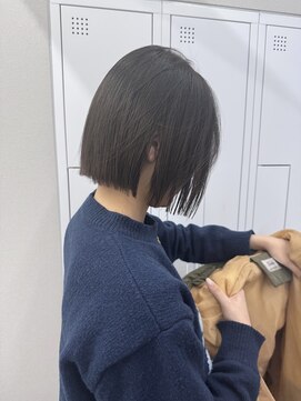 カルム 天神大名(calme) 【calme】ボブレイヤー 透明感カラー ボブ 切りっぱなしボブ