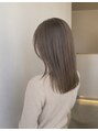 イノセントヘア(innocent.hair)&nbsp;艶髪×グレージュで、存在感のある髪に。