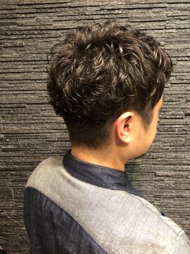 プレミアムバーバー 赤坂店(PREMIUM BARBER produce by HIRO GINZA) 七三分けワイルドパーマ【ヒロ銀座】赤坂/バーバー/パーマ