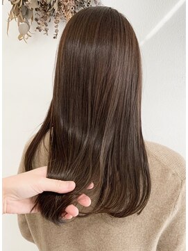 ヴィッカエコル (vicca 'ekolu) 【大人可愛い】ナチュラルシアーカラー×地毛風ストレート