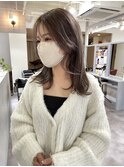 ミルクティーベージュ