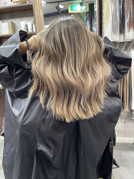 ラフ(LAFF) #バレイヤージュ#グレージュカラー#ボブウルフ#ココアベージュ