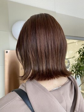 ジェムバイアルテフィーチェ(gem by artefice) 切りっぱなしパツっとボブ