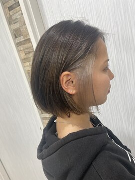 イッセイ(issei) インナーカラー/ボブ/ブリーチ