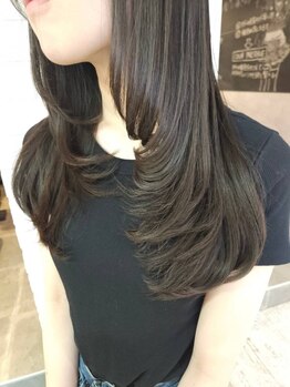 ヘア ケア ディエイチケー(HAIR CARE DHK)の写真/印象を大きく変える顔周り・前髪のカットは《DHK》で！ミリ単位まで計算された繊細な技術が自慢◎
