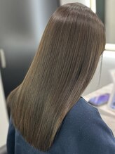 ピリオド 赤坂(Period.) セミロングヘアーオリーブベージュ 髪質改善 赤坂見附