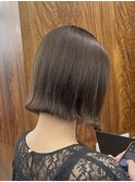ボブ　ホワイトグレージュ　デジタルパーマ　チェリーブラウン