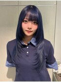 【暖音】ハッシュカットとネイビーで大人かわいいスタイル♪