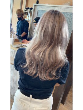 リングバイモアムー(Ring by Moremuu) 【青木　淳】ホワイトミルクティー