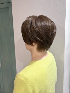 ヘアサロン ナノ(hair salon nano) ハンサムショート,ショートヘア,外国人風,白髪ぼかし