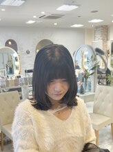 クレア(CREA)&nbsp;顔まわりレイヤーでつくる小顔ボブ