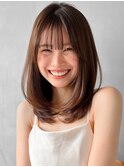ナチュラルカール大人可愛いミルクティーブロンドうるツヤ