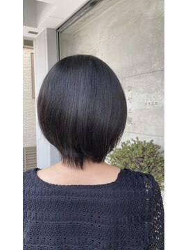 ツヤと髪 クリム(crim) クセ髪ヘアエステ　ショート　30代 40代 、20代