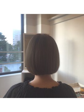 カタチヘアー(HAIR) 。。。シンプル。。。。ボブ。。。のカタチ。。。。