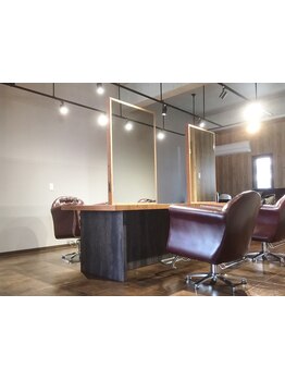 他にはない癒しの店内と気さくなstaffが魅力的♪初めての方でも大歓迎！男性リピーターも多数◎