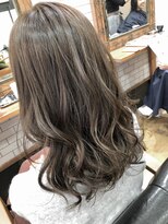 スリー(THREE)&nbsp;美髪×透明感　シナモンベージュカラー