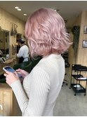 ピンクベージュ