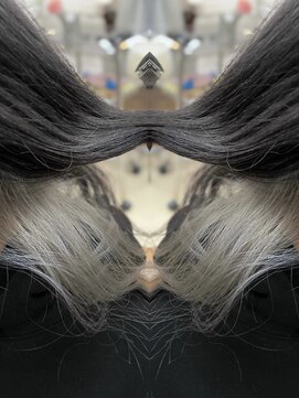 ビランチェ 池袋(bilancia) ホワイトグレージュ/インナーグレージュ/ホワイトカラー/池袋