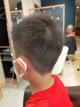 ヘアサロンアンドヘアメイクディー(hair salon hair make D) 仙台D KIDS学割 サイドフェード×アップバング 夏ショートstyle