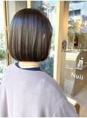 タイトな丸みボブ&ネイビーグレーベージュ♪