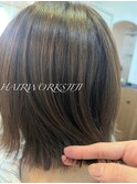 透明感オリーブグレージュ