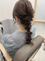 フレームプラス 御堂筋難波店(FRAME +) 編みおろし　ヘアアレンジ